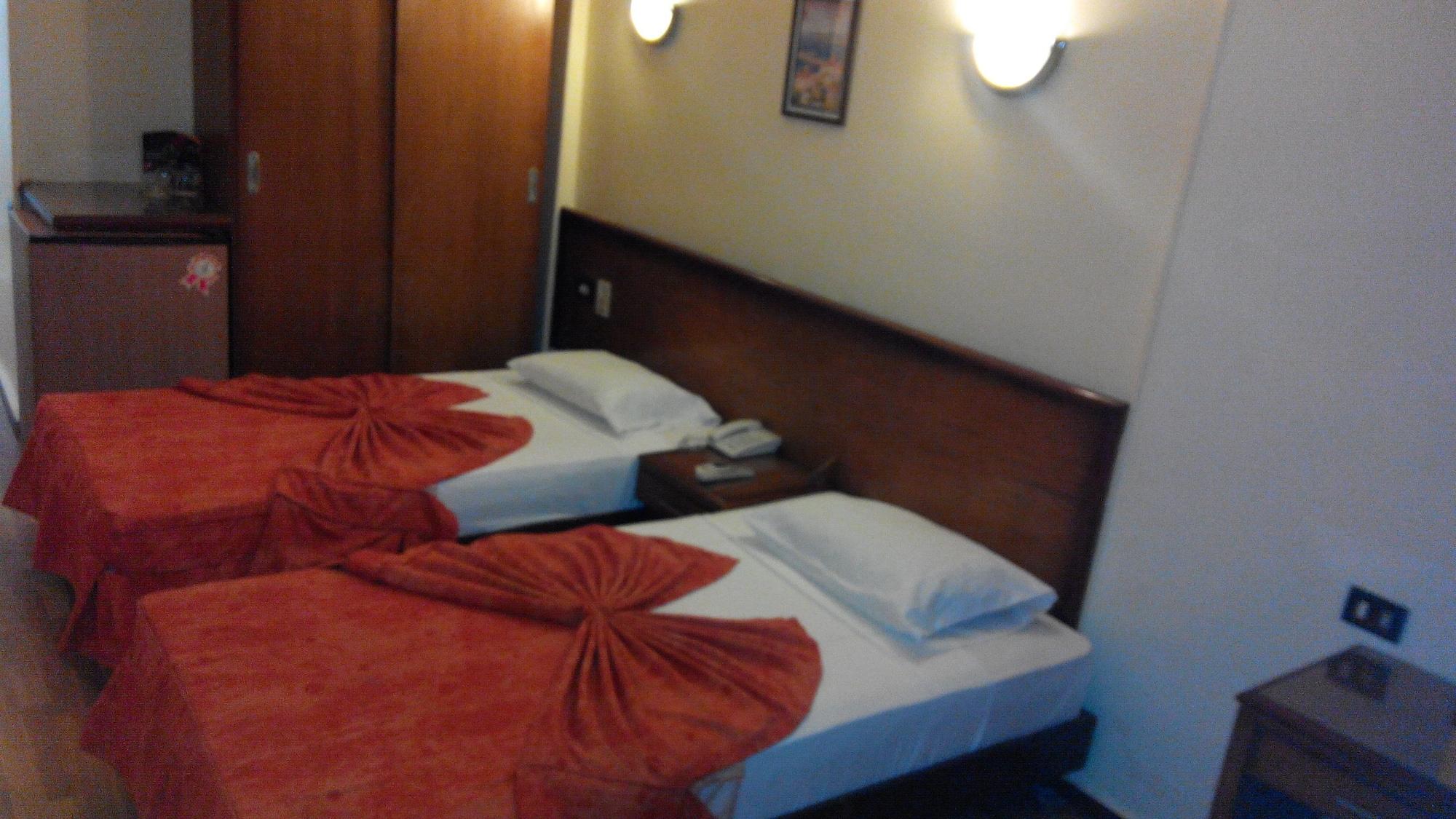 King Hotel Cairo Giza Eksteriør billede